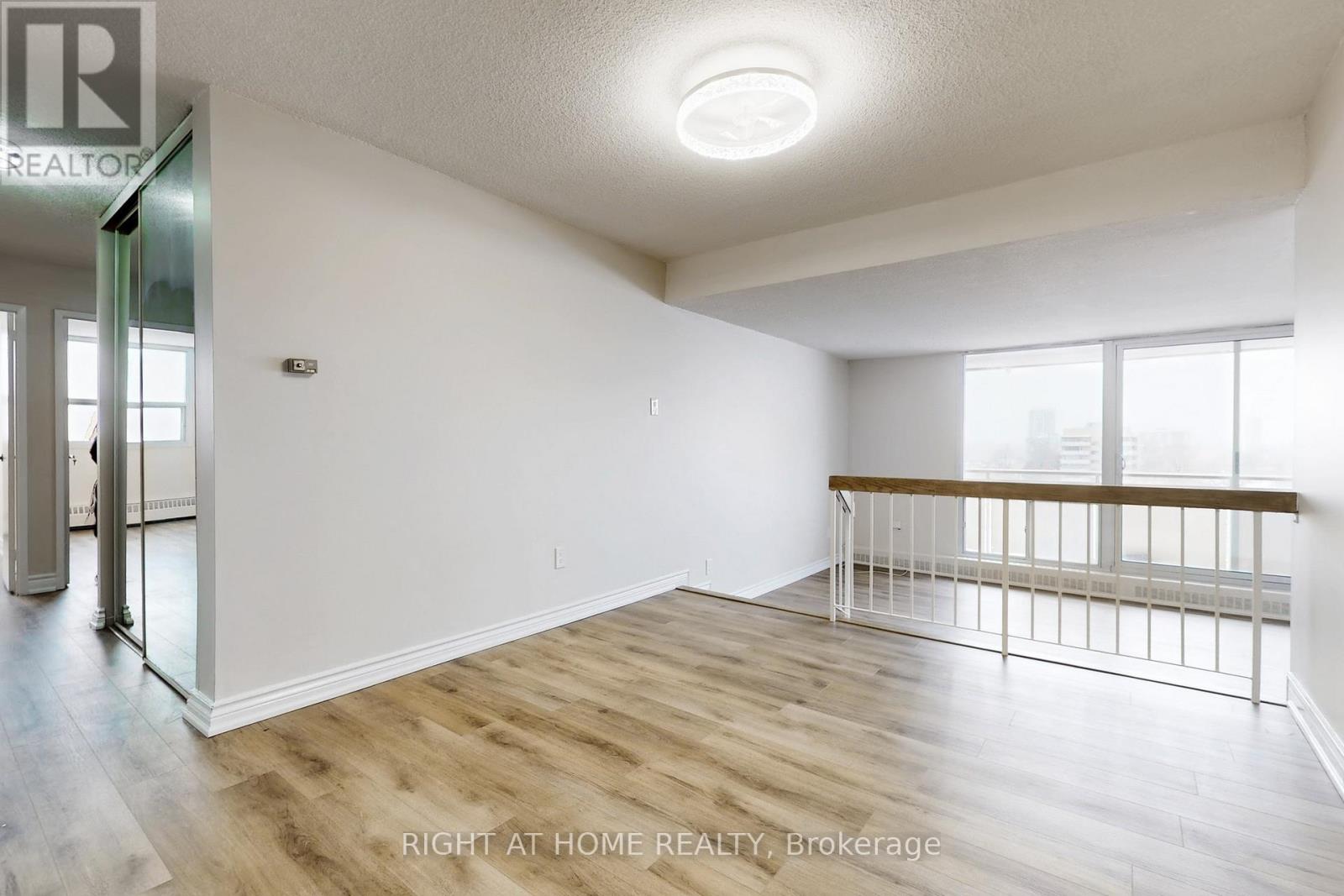 702 - 1338 York Mills Road, Toronto (Parkwoods-Donalda), Ontario  M3A 3M3 - Photo 6 - C12755354