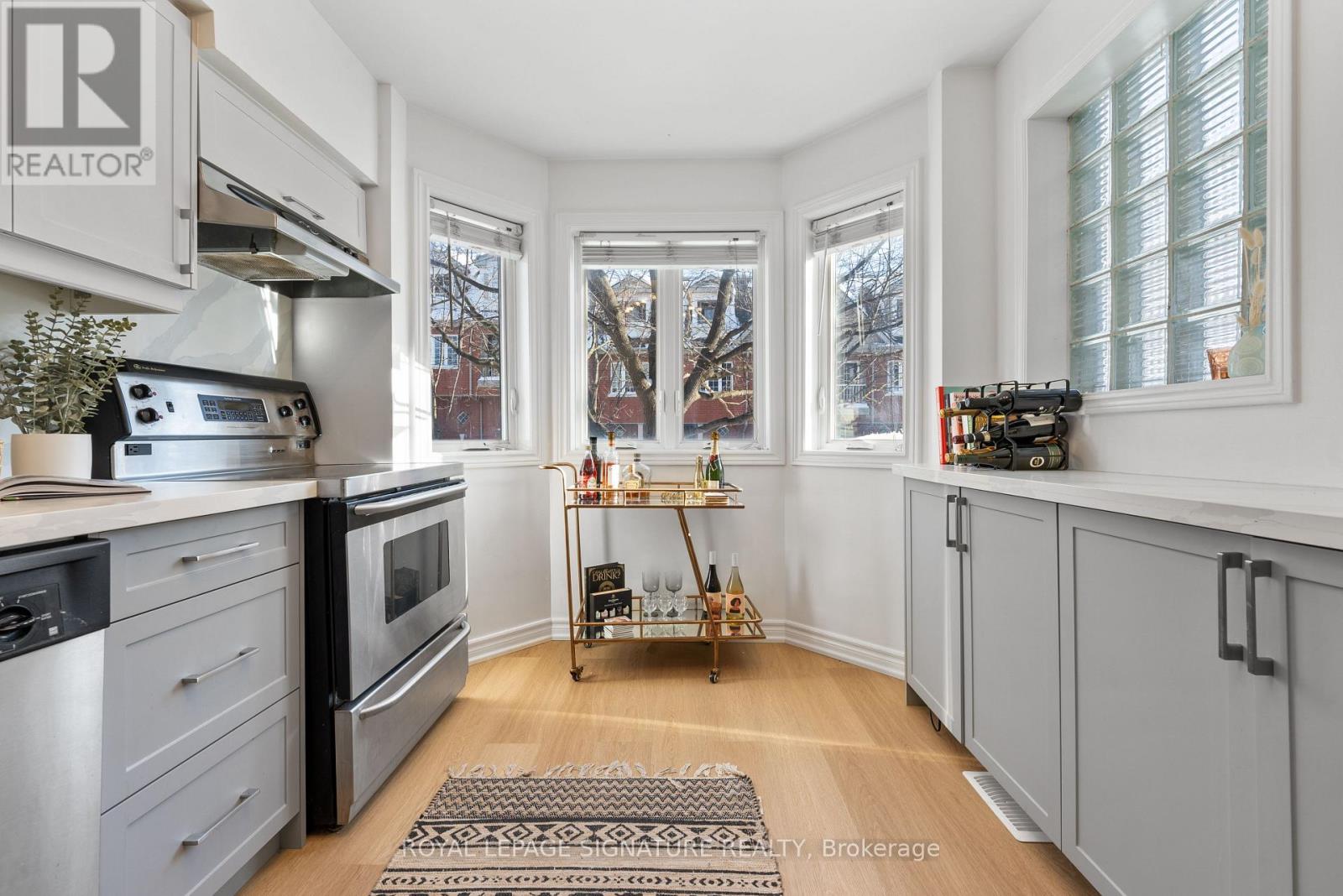 D - 32 Massey Street W, Toronto, Ontario  M6J 3W4 - Photo 5 - C12755798