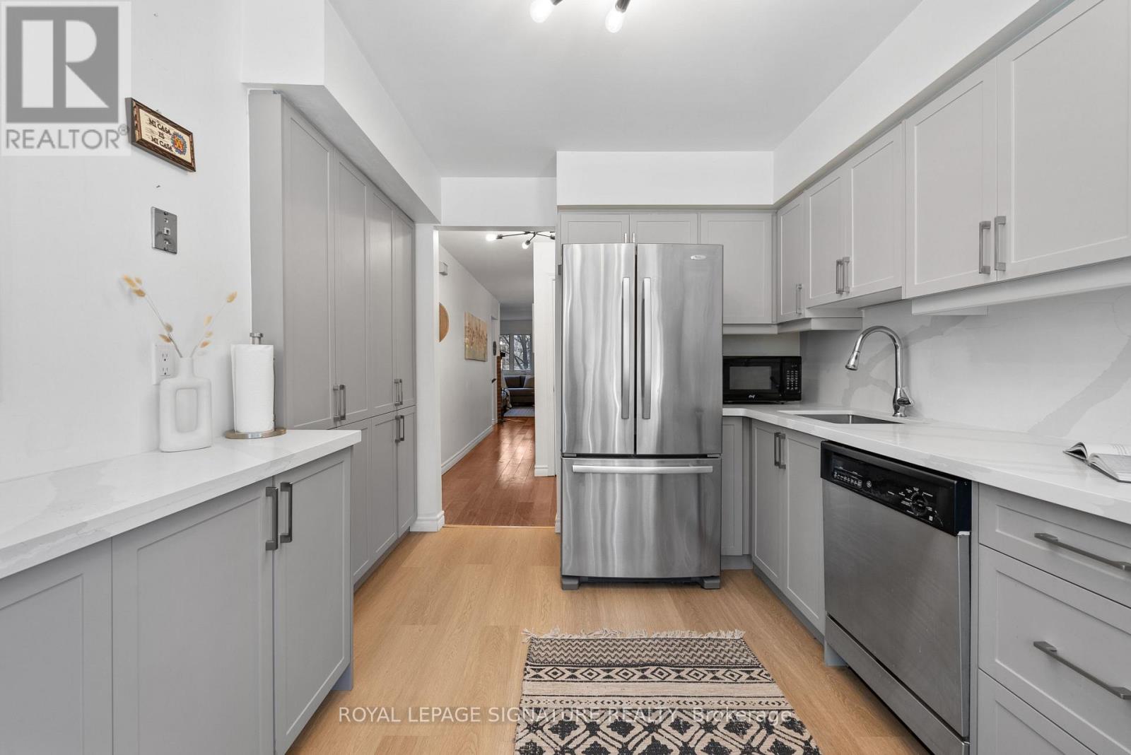 D - 32 Massey Street W, Toronto, Ontario  M6J 3W4 - Photo 6 - C12755798