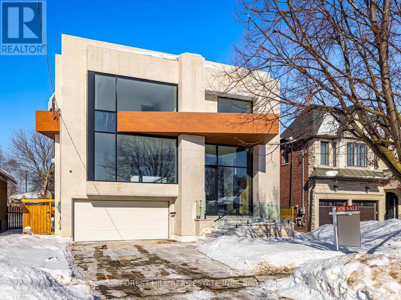 492 HOUNSLOW AVENUE, Toronto, Ontario