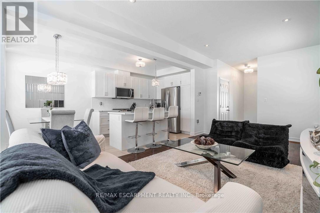 12 - 90 Raymond Road N, Hamilton (Meadowlands), Ontario  L9K 0J6 - Photo 10 - X12757438