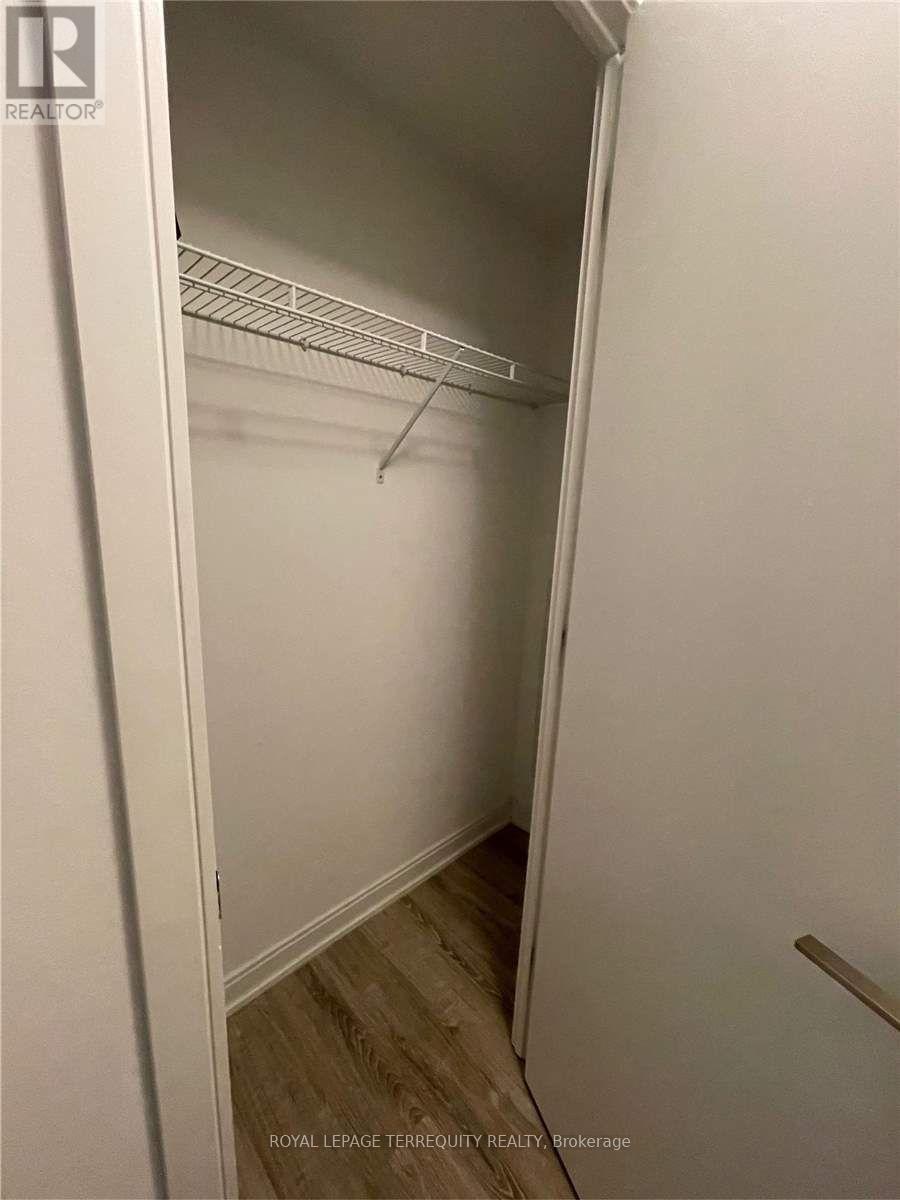 710 - 50 Charles Street E, Toronto, Ontario  M4Y 0C3 - Photo 3 - C12756676