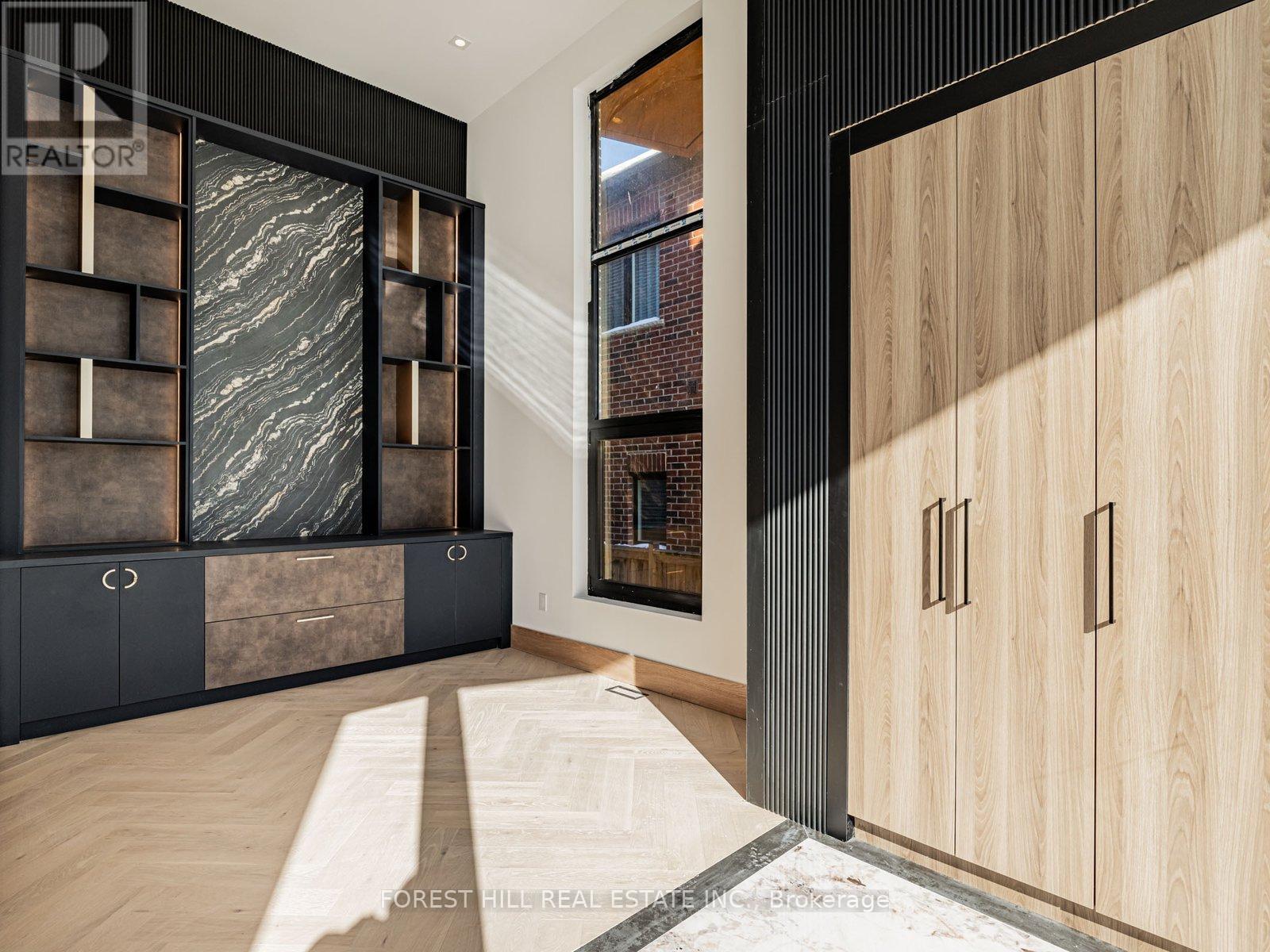 492 Hounslow Avenue, Toronto, Ontario  M2R 1J2 - Photo 5 - C12756658