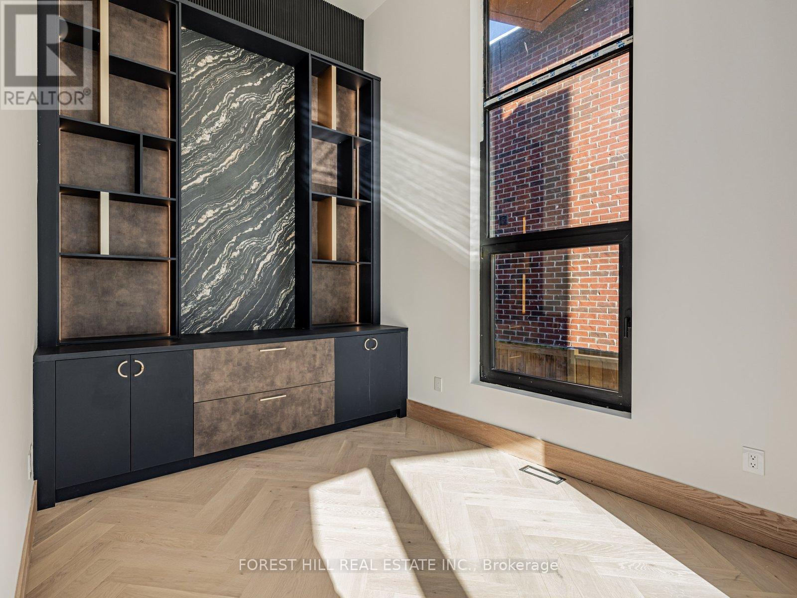 492 Hounslow Avenue, Toronto, Ontario  M2R 1J2 - Photo 6 - C12756658