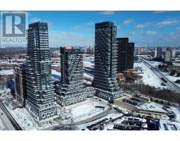 512 - 30 INN ON THE PARK DRIVE, Toronto, Ontario