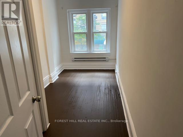 2nd Flr - 132 Dundas Street E, Toronto, Ontario  M5B 1E2 - Photo 5 - C12756850