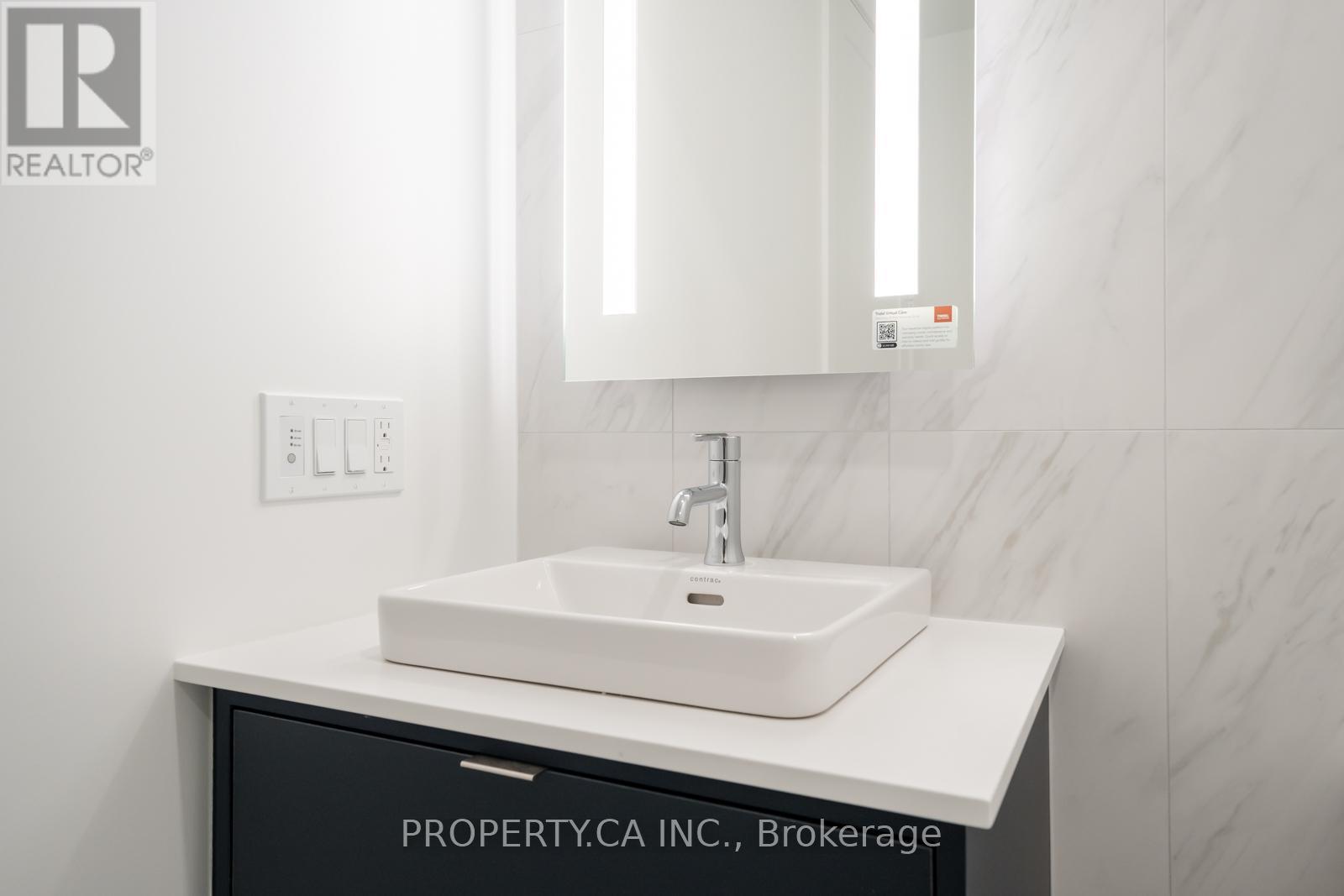 Ph12 - 115 Denison Avenue, Toronto, Ontario  M5T 0E6 - Photo 15 - C12757146