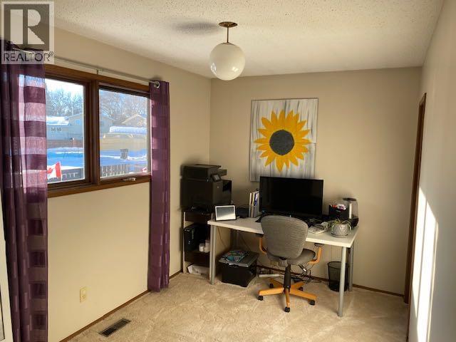 5809 43 Avenue, Camrose, Alberta  T4V 0A5 - Photo 19 - A2280333