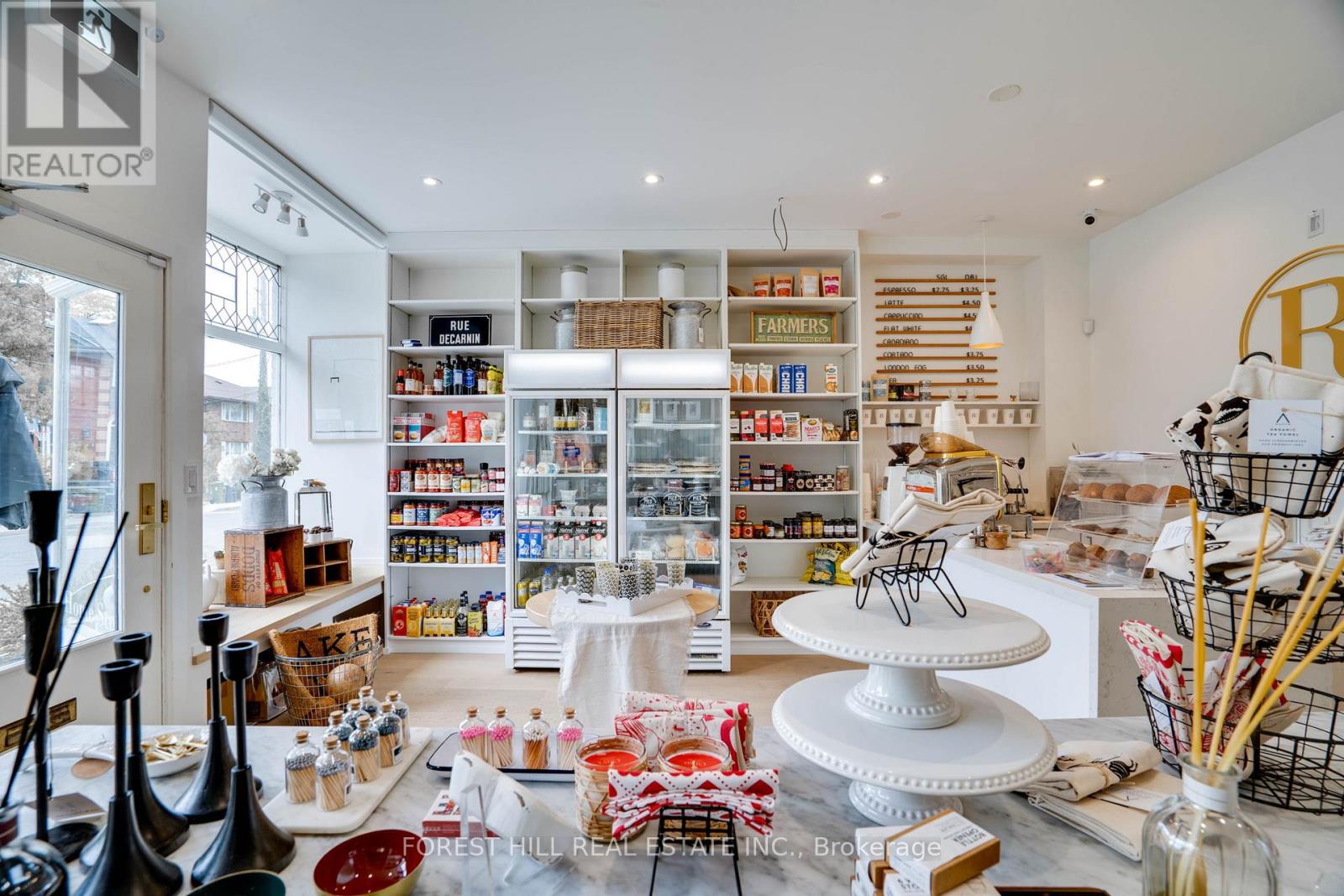 134 Tyrrel Avenue, Toronto, Ontario  M6G 2G5 - Photo 5 - C12756854