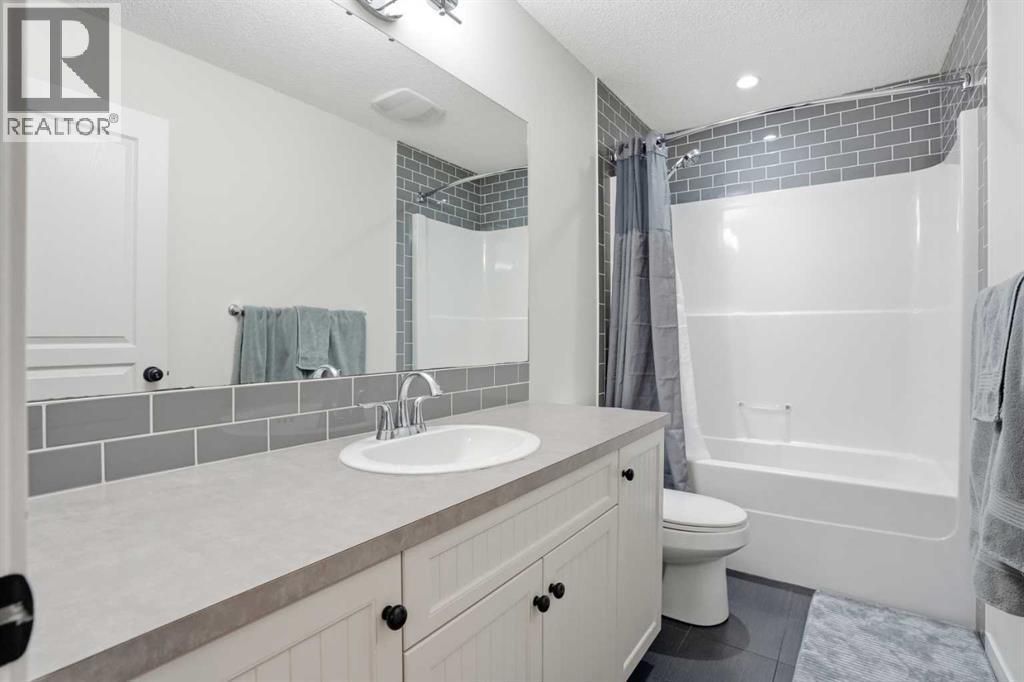 1925 Reunion Terrace Nw, Airdrie, Alberta  T4B 3W5 - Photo 22 - A2274301