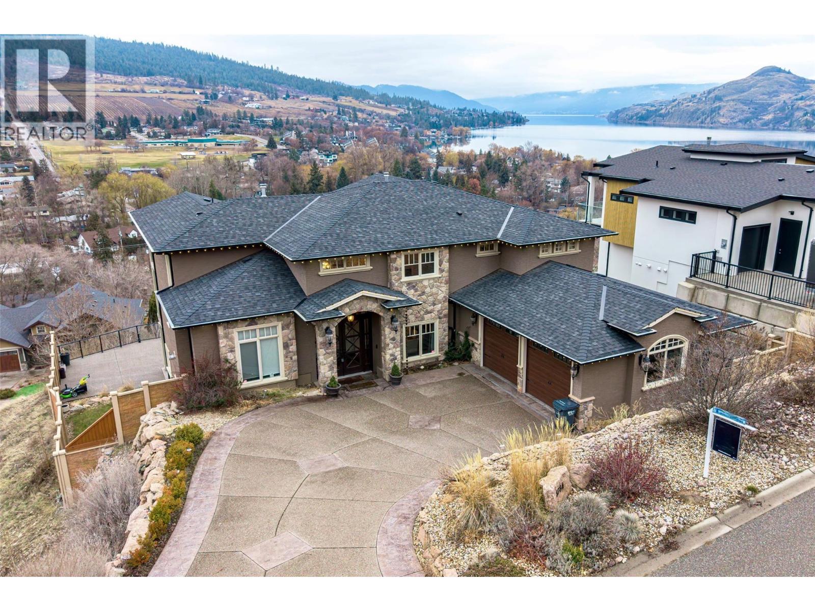 8784 Cortland Place, Coldstream, British Columbia