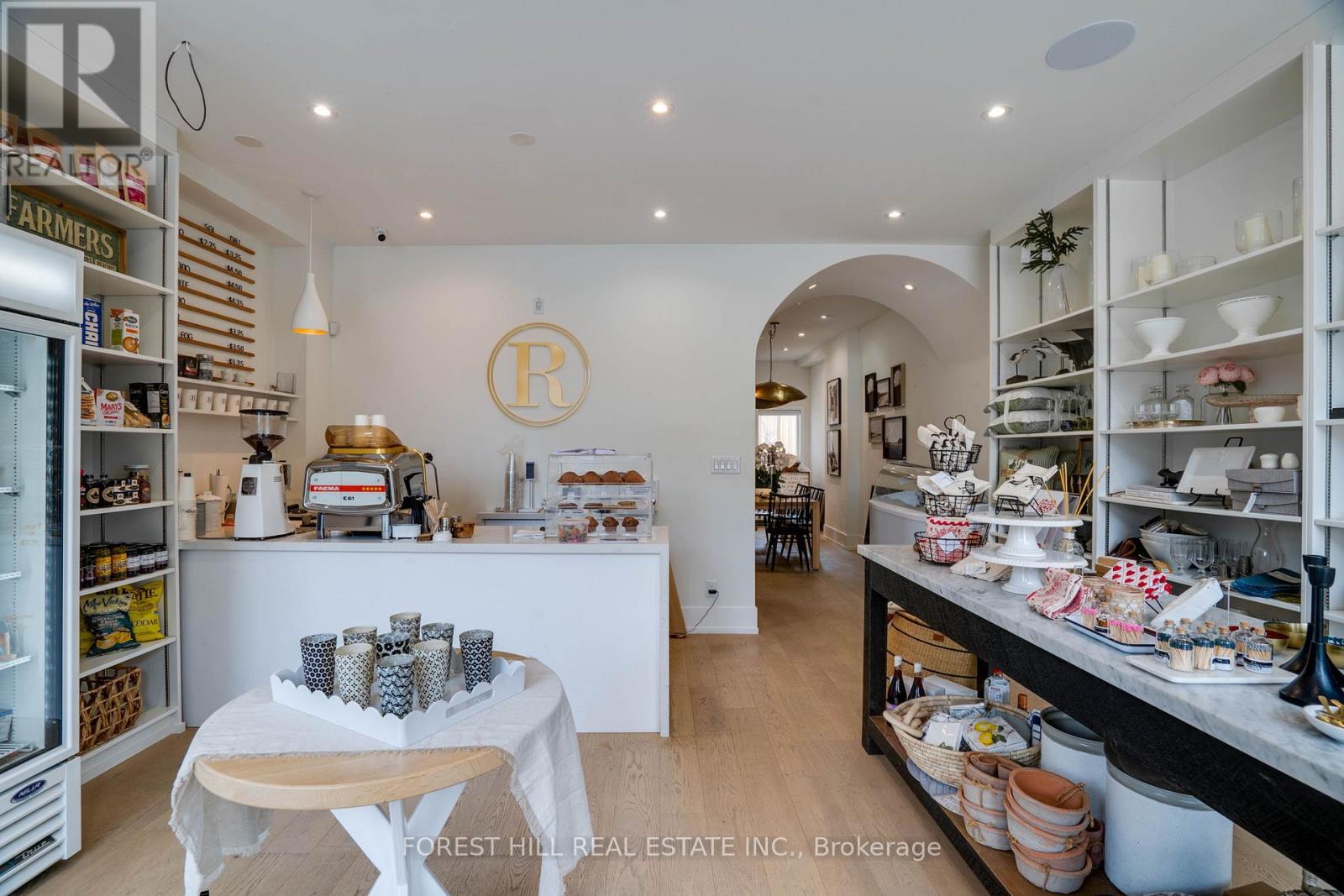 134 Tyrrel Avenue, Toronto, Ontario  M6G 2G5 - Photo 3 - C12756854