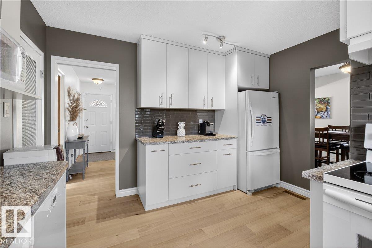 4107 111a St Nw, Edmonton, Alberta  T6J 1G6 - Photo 16 - E4472183