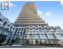 802 - 30 INN ON THE PARK DRIVE, Toronto, Ontario