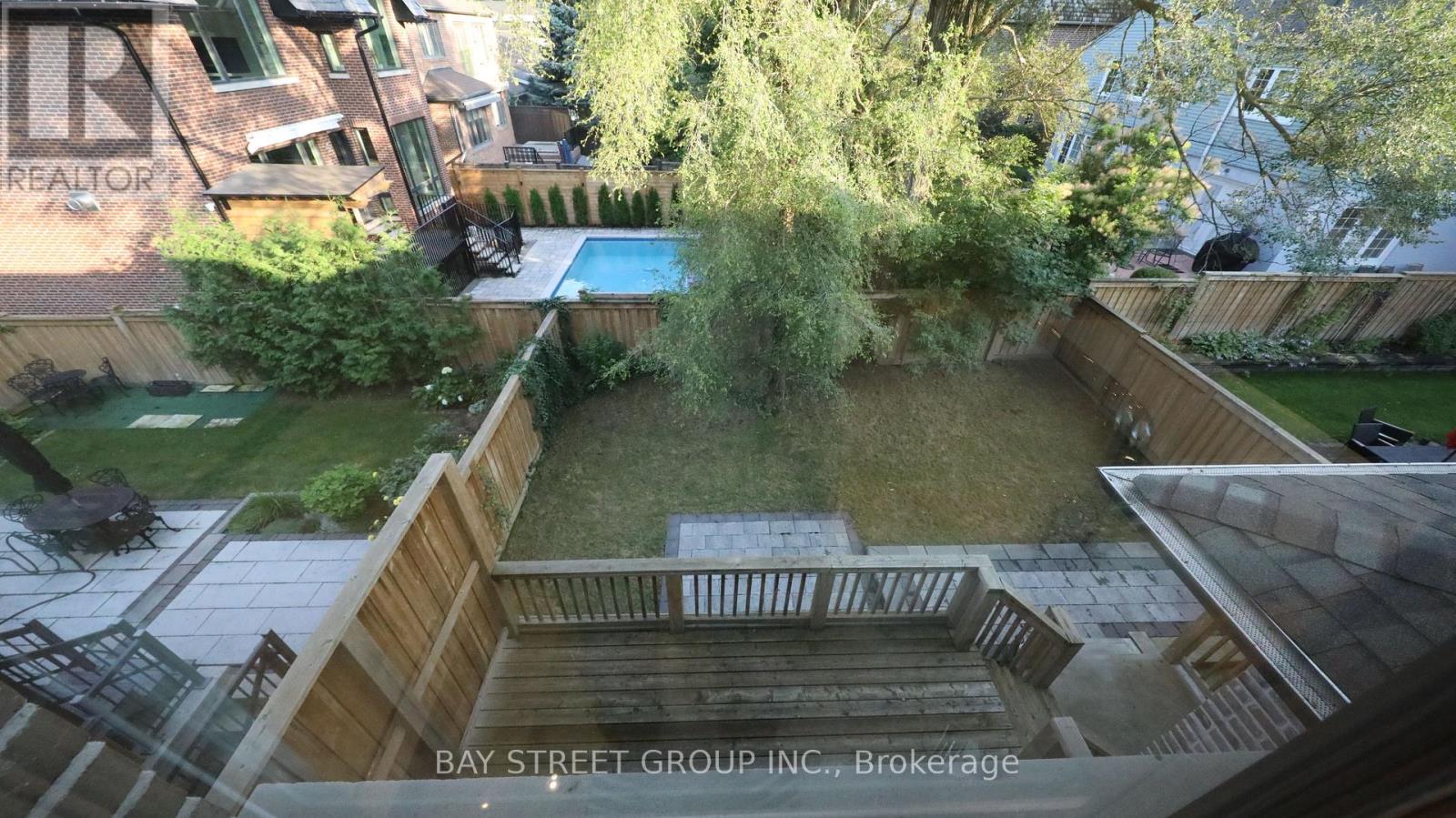 31 Everygreen Gardens, Toronto, Ontario  M4G 2Z5 - Photo 38 - C12757322