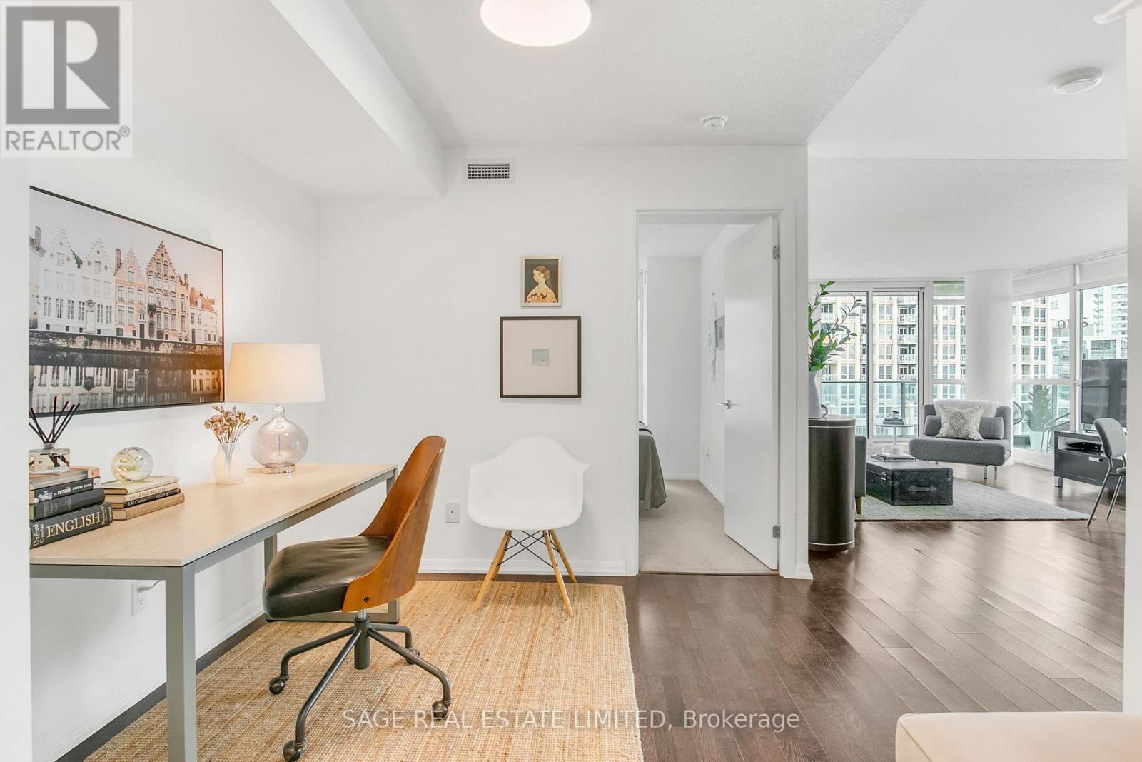 1271 - 209 Fort York Boulevard, Toronto, Ontario  M5V 1B1 - Photo 2 - C12757362