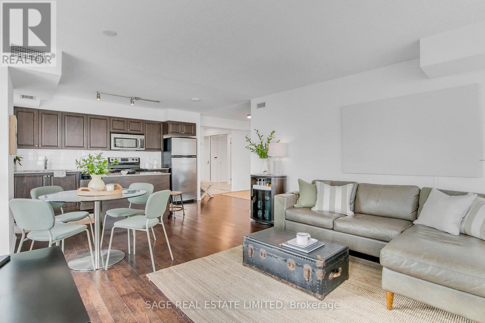 1271 - 209 Fort York Boulevard, Toronto, Ontario  M5V 1B1 - Photo 6 - C12757362
