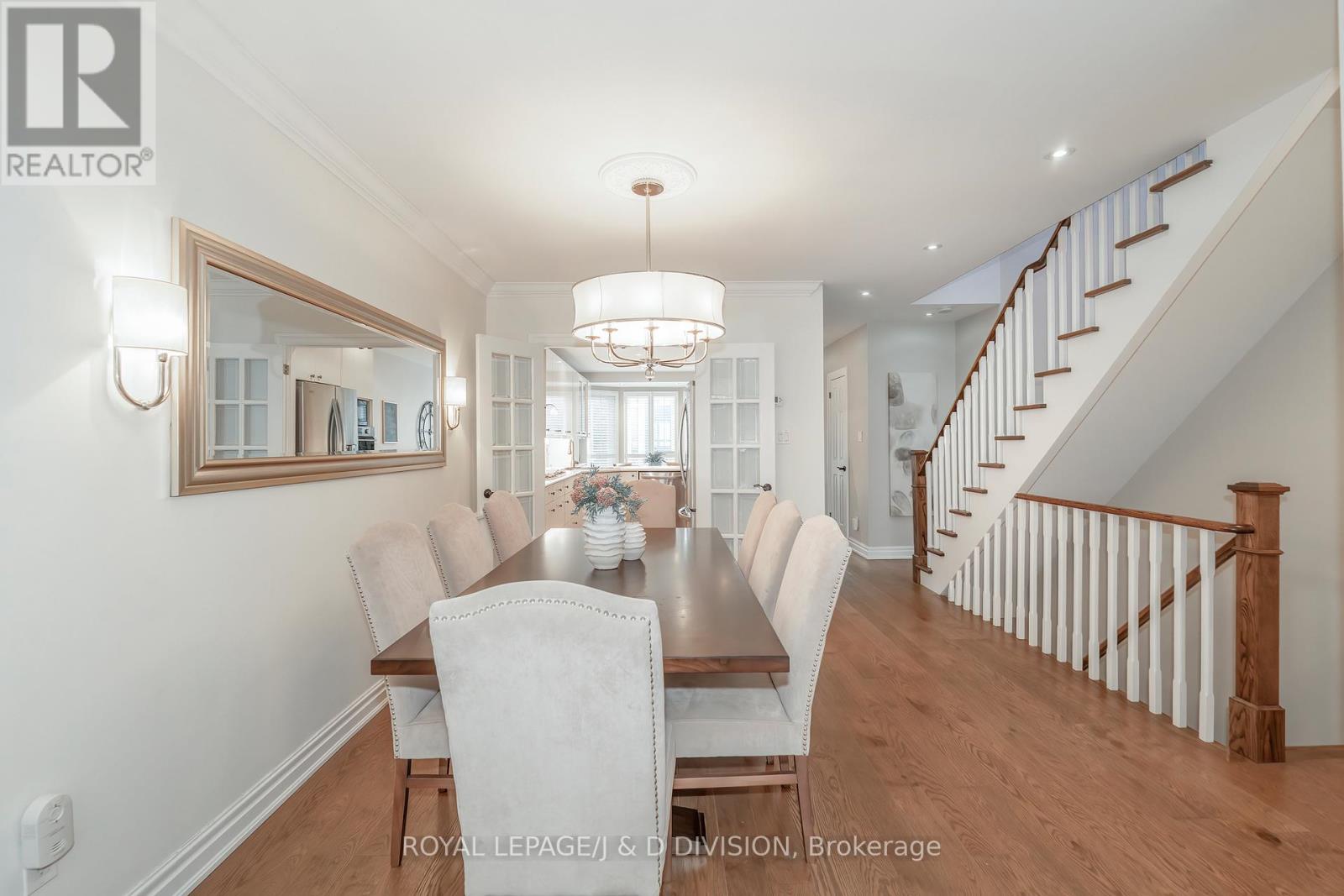 112 Glenforest Road, Toronto (Lawrence Park North), Ontario  M4N 1Z9 - Photo 6 - C12756952