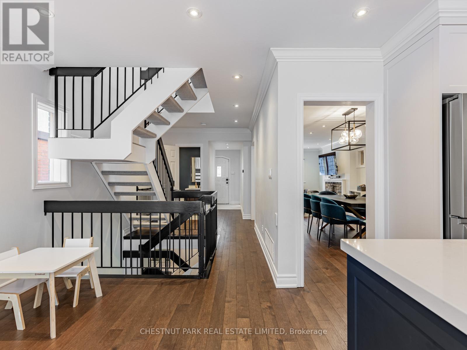 562 Roselawn Avenue, Toronto (Forest Hill North), Ontario  M5N 1K4 - Photo 14 - C12757348