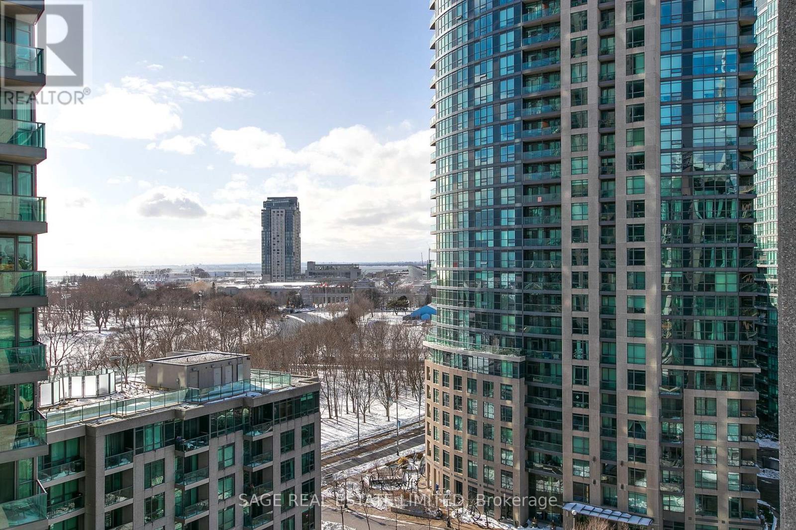 1271 - 209 Fort York Boulevard, Toronto, Ontario  M5V 1B1 - Photo 28 - C12757362