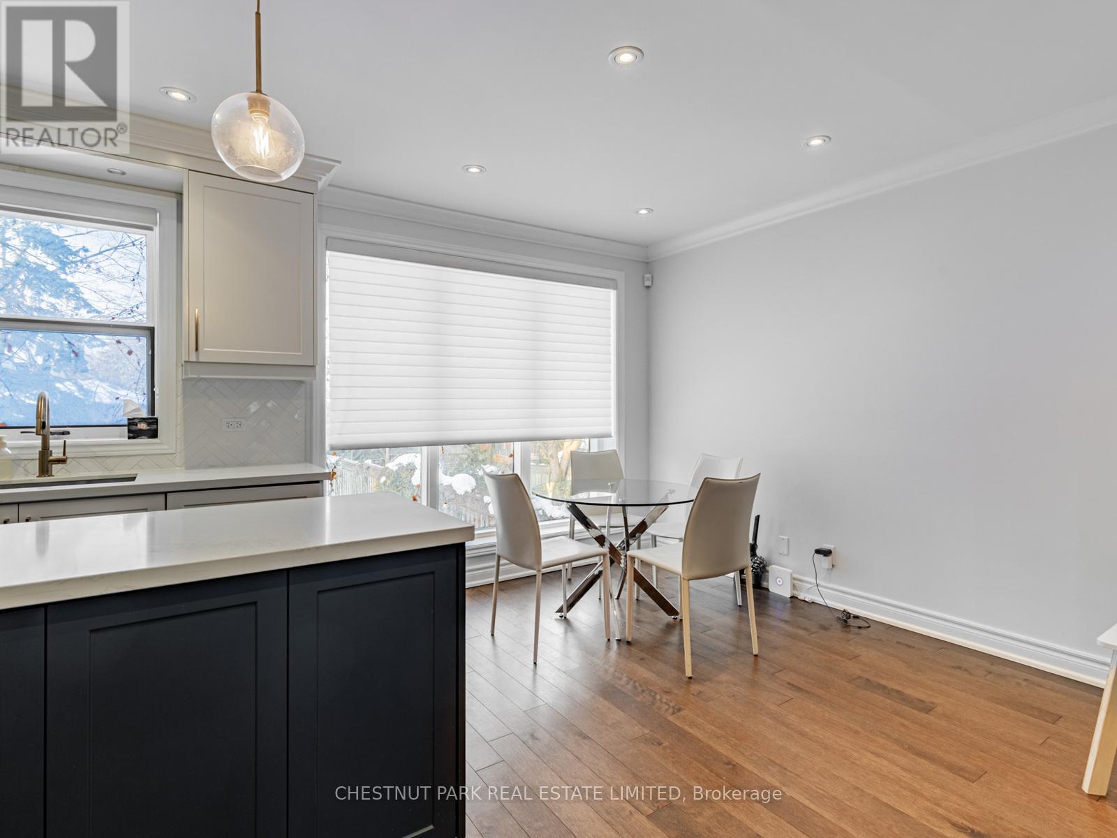 562 Roselawn Avenue, Toronto (Forest Hill North), Ontario  M5N 1K4 - Photo 18 - C12757348