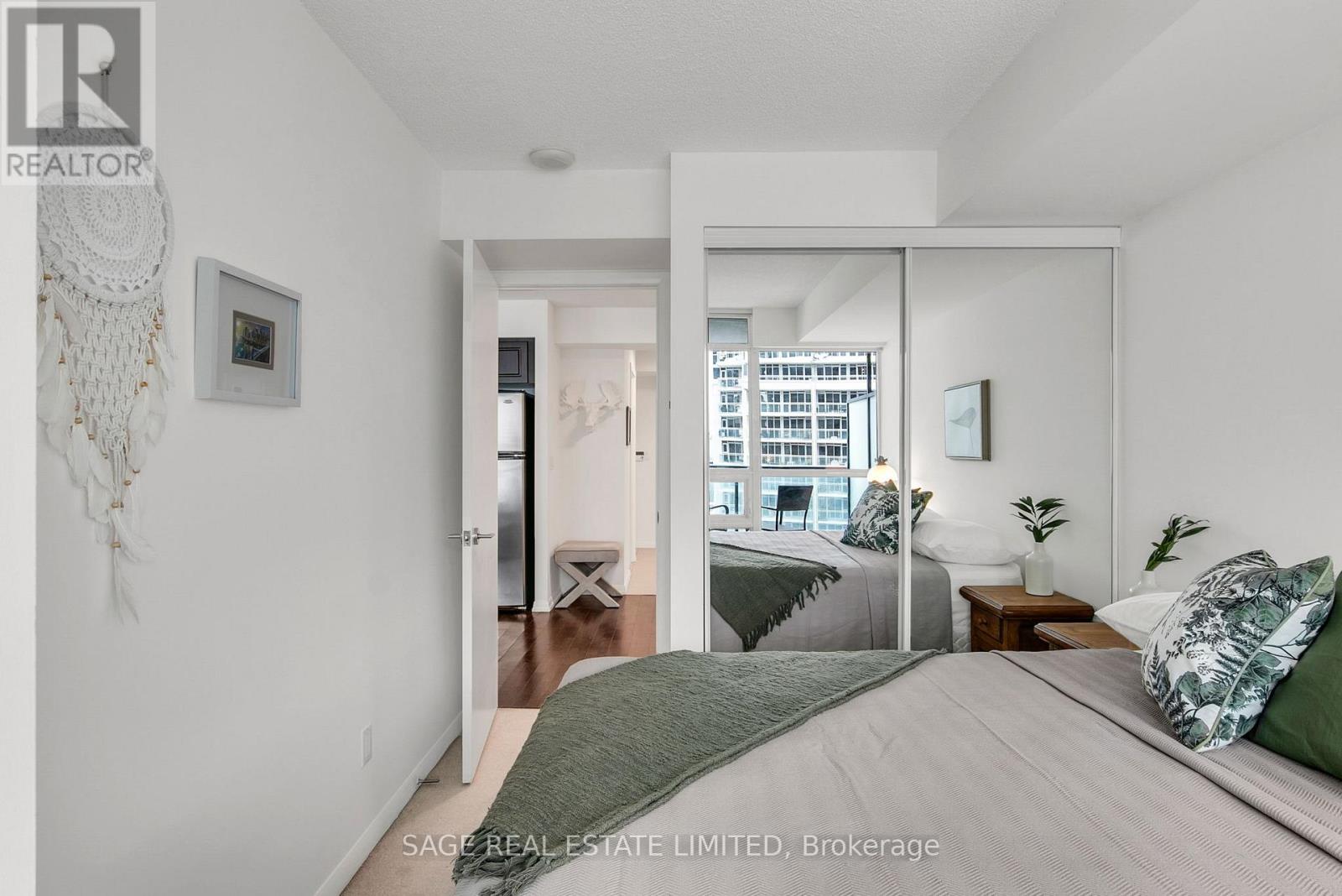 1271 - 209 Fort York Boulevard, Toronto, Ontario  M5V 1B1 - Photo 21 - C12757362