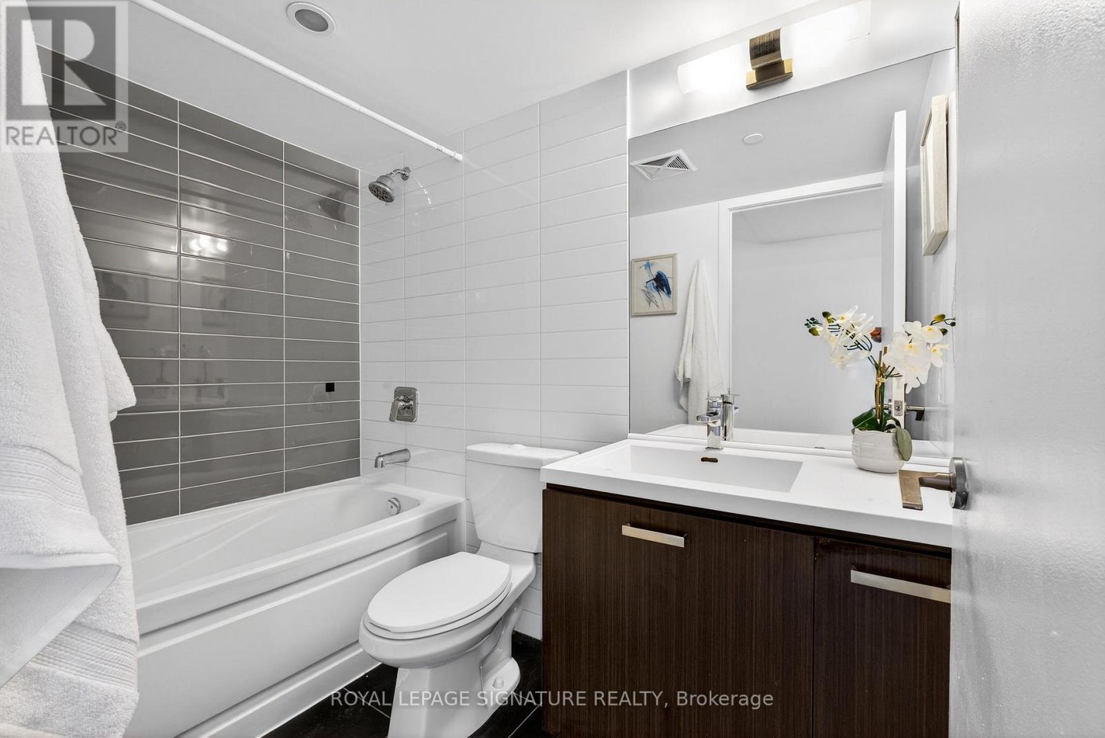 315 - 125 Redpath Avenue, Toronto, Ontario  M4P 1J5 - Photo 11 - C12757396