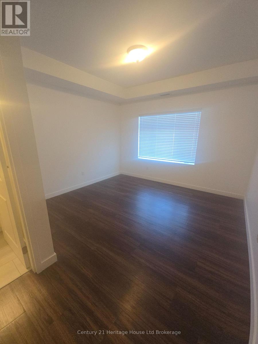 306 - 71 Metcalf Street, Woodstock (Woodstock - South), Ontario  N4S 3E9 - Photo 16 - X12757224