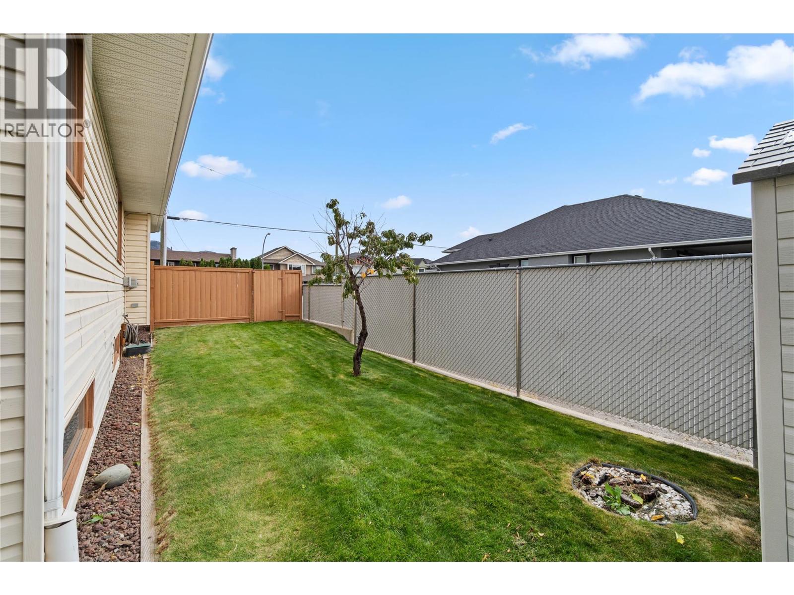 864 Nicolani Drive, Kamloops, British Columbia  V2B 5B3 - Photo 19 - 10374904