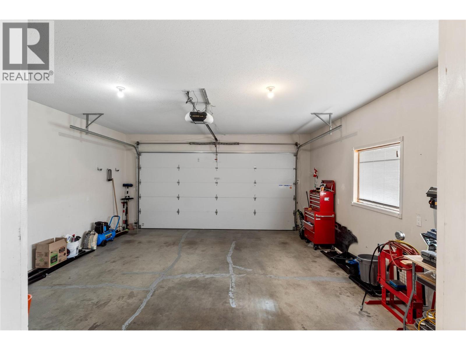 864 Nicolani Drive, Kamloops, British Columbia  V2B 5B3 - Photo 39 - 10374904