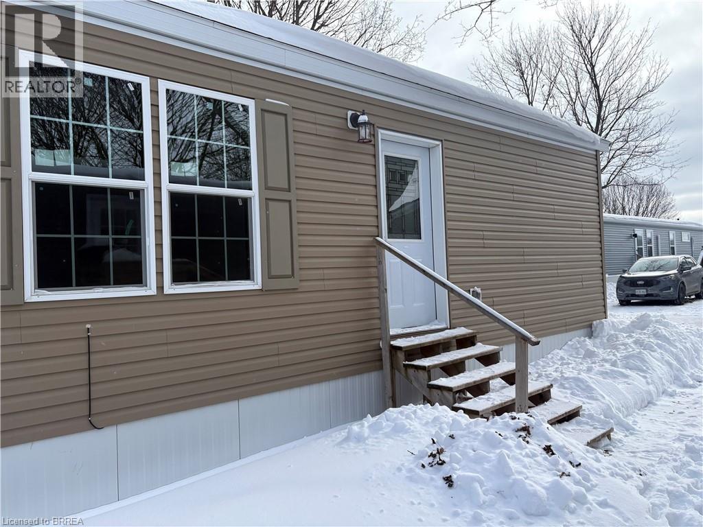 99 Fourth Concession Road Unit# 524, Burford, Ontario  N0E 1A0 - Photo 3 - 40802196