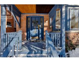 25 WELLS HILL AVENUE, Toronto, Ontario