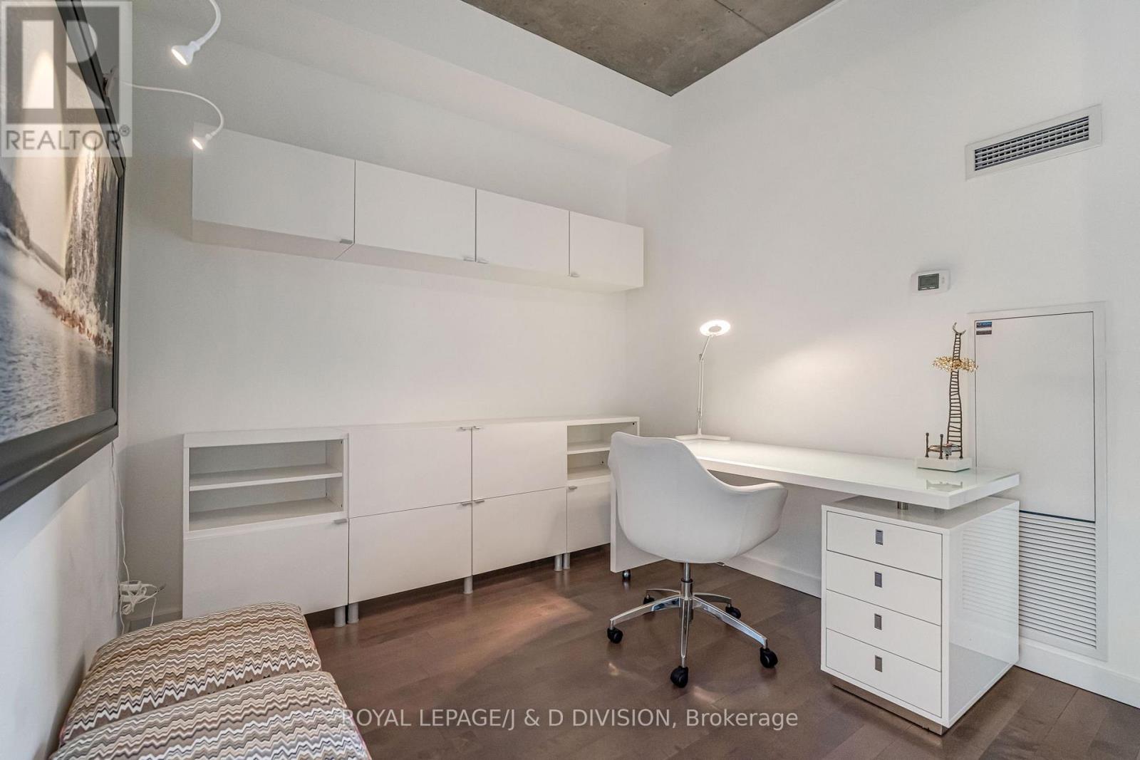 314 - 70 Distillery Lane, Toronto (Waterfront Communities), Ontario  M5A 0E3 - Photo 8 - C12757518