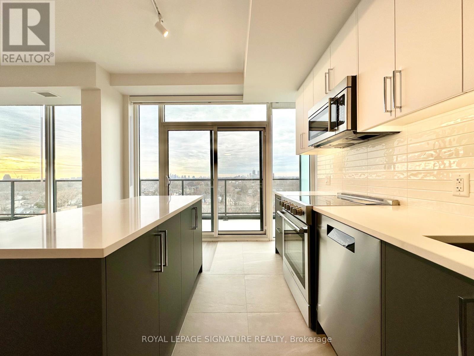 901 - 664 Spadina Avenue, Toronto (University), Ontario  M5S 0G4 - Photo 2 - C12757526