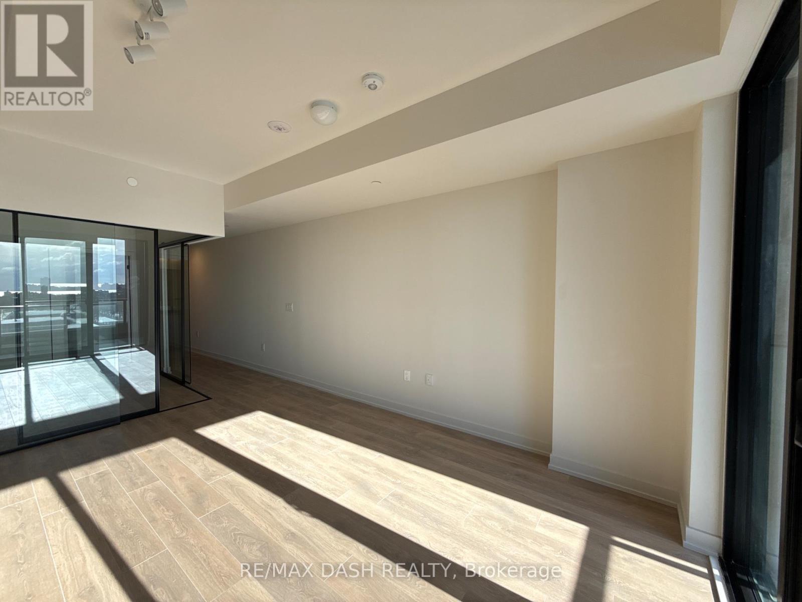 906 - 181 Sterling Road, Toronto (Dufferin Grove), Ontario  M6R 2B2 - Photo 28 - C12757540