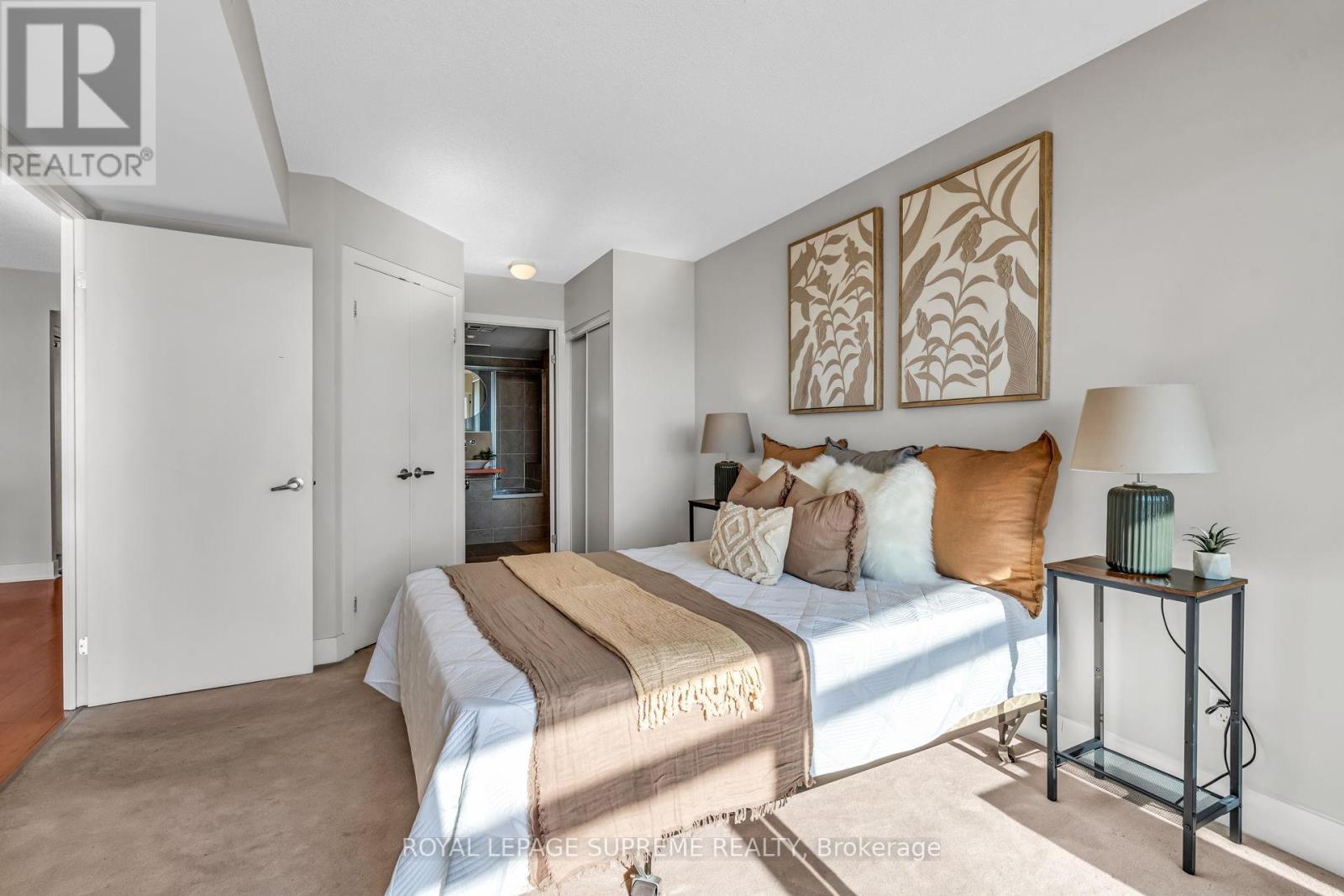 1226 - 550 Queens Quay W, Toronto, Ontario  M5V 3M8 - Photo 33 - C12757604