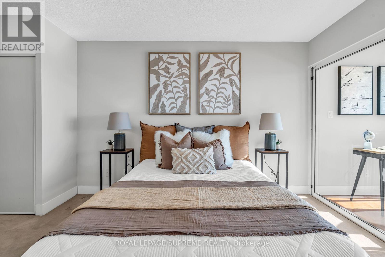 1226 - 550 Queens Quay W, Toronto, Ontario  M5V 3M8 - Photo 34 - C12757604