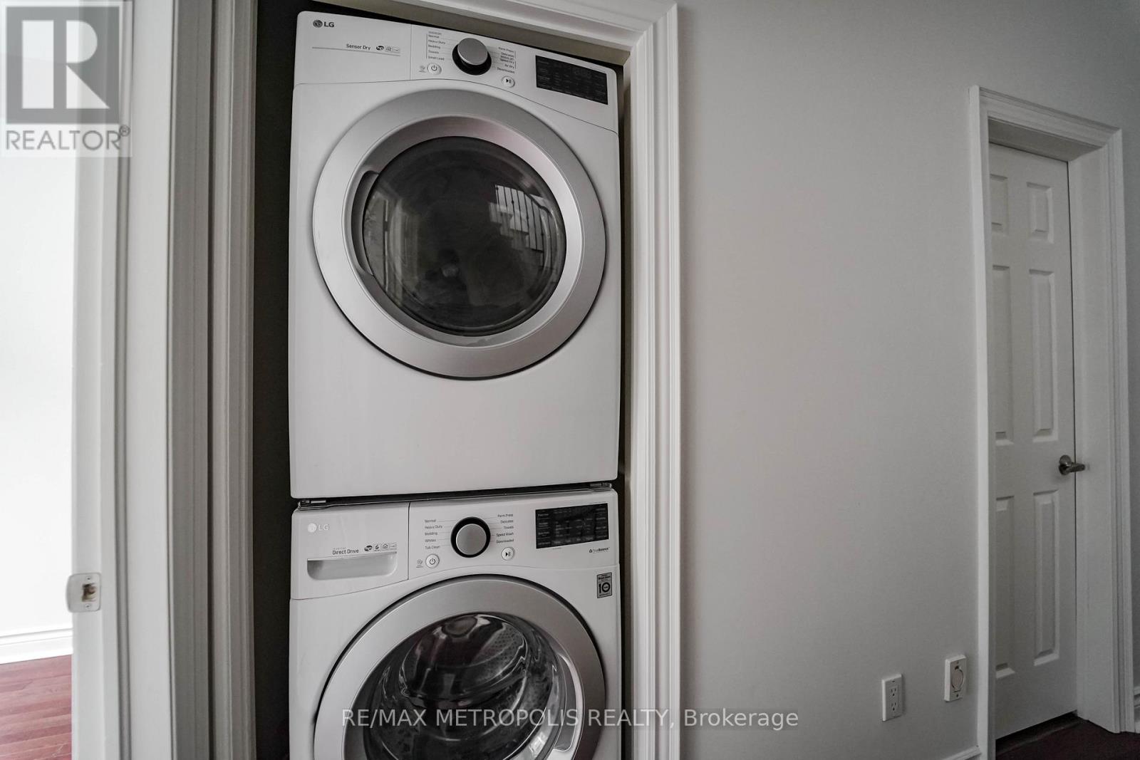 14 Luscombe Lane, Toronto, Ontario  M4Y 3B5 - Photo 21 - C12757698