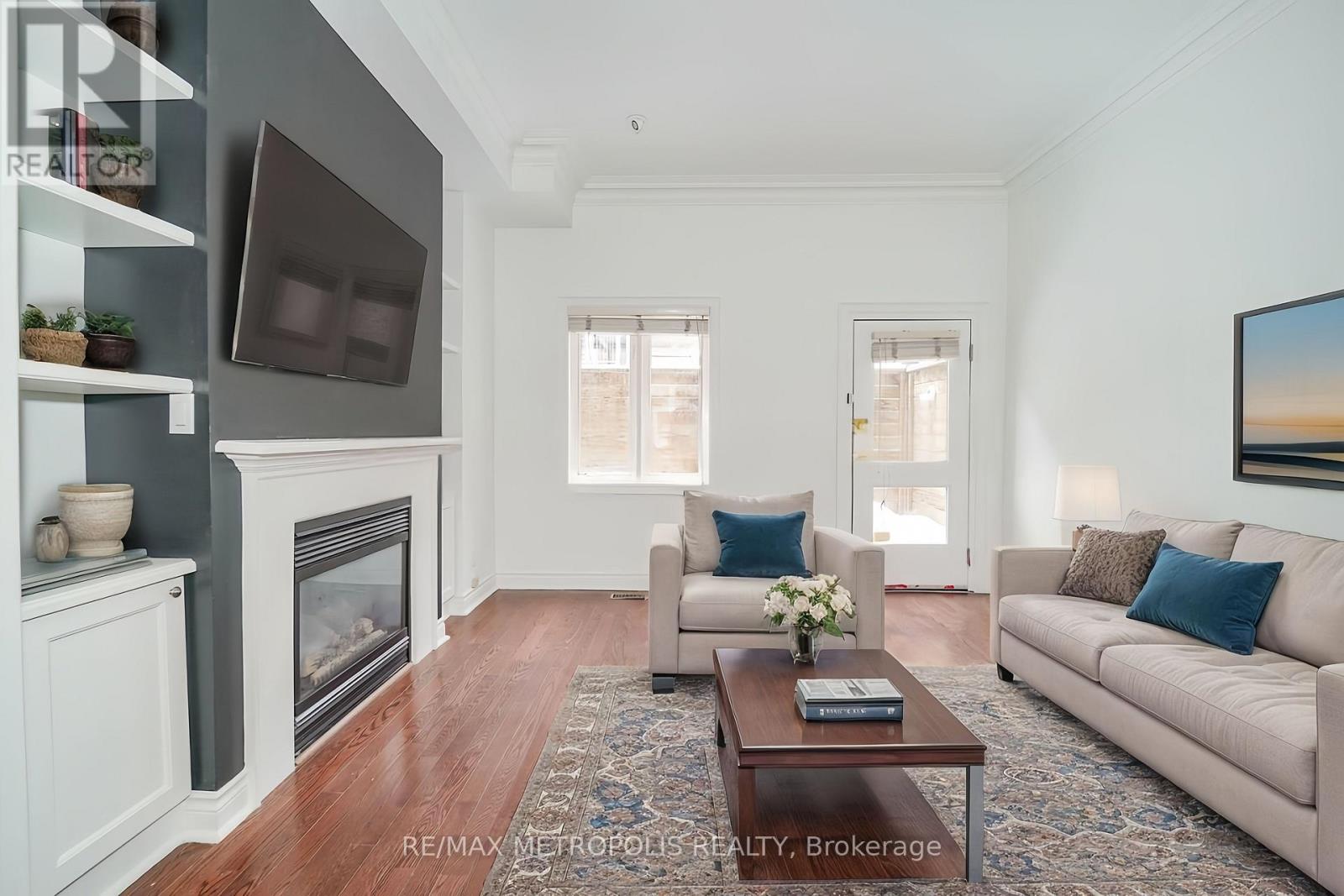 14 Luscombe Lane, Toronto, Ontario  M4Y 3B5 - Photo 6 - C12757698