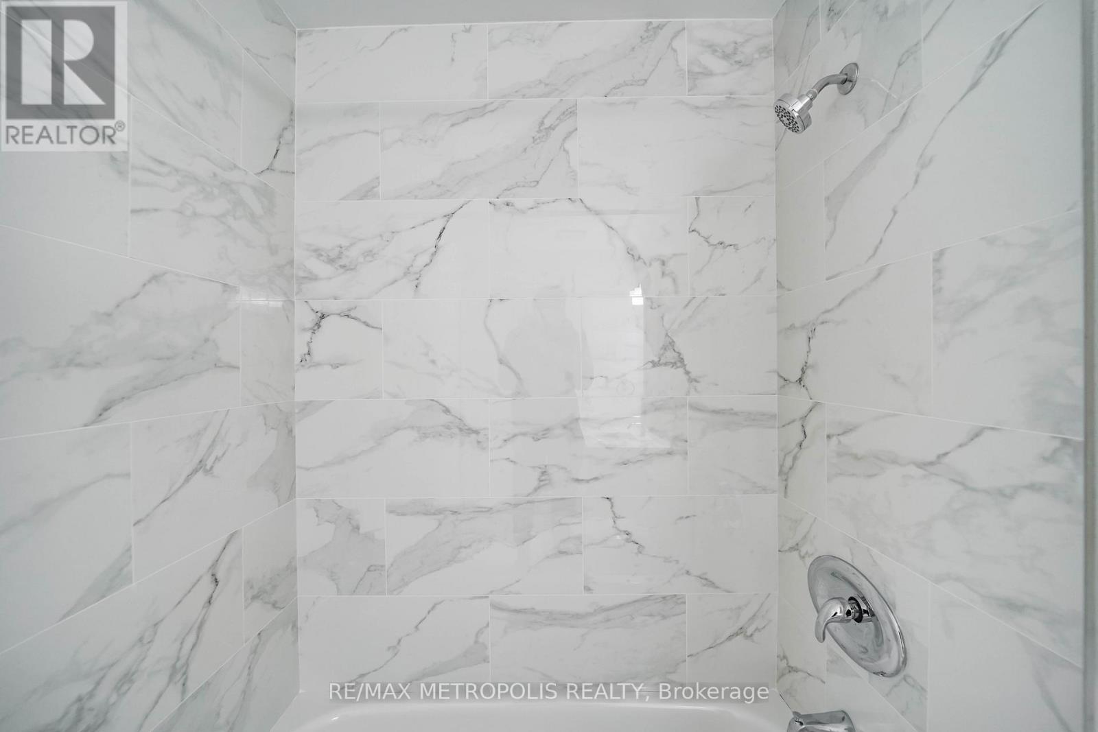 14 Luscombe Lane, Toronto, Ontario  M4Y 3B5 - Photo 20 - C12757698