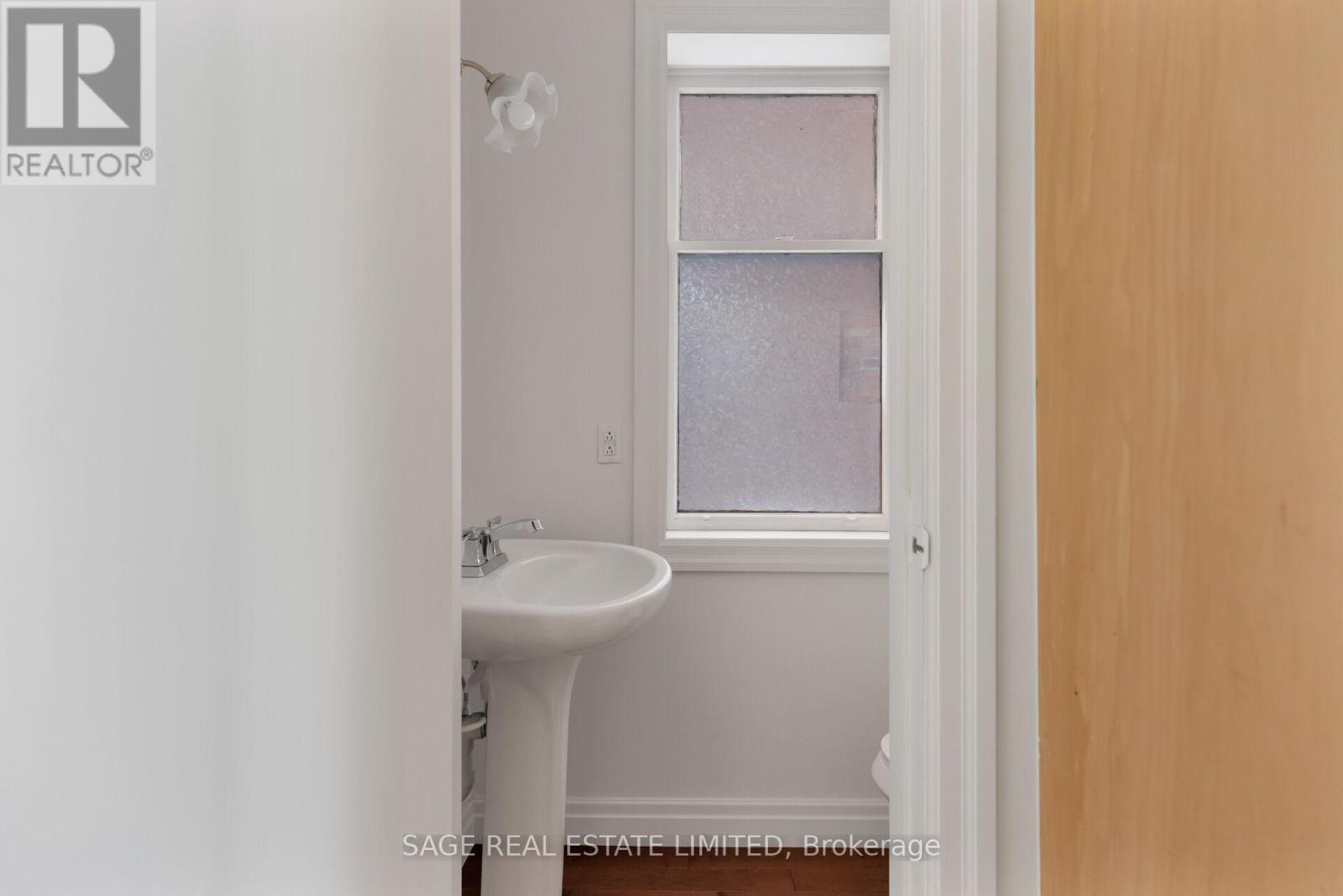 25 Wells Hill Avenue, Toronto (Casa Loma), Ontario  M5R 3A5 - Photo 25 - C12757520