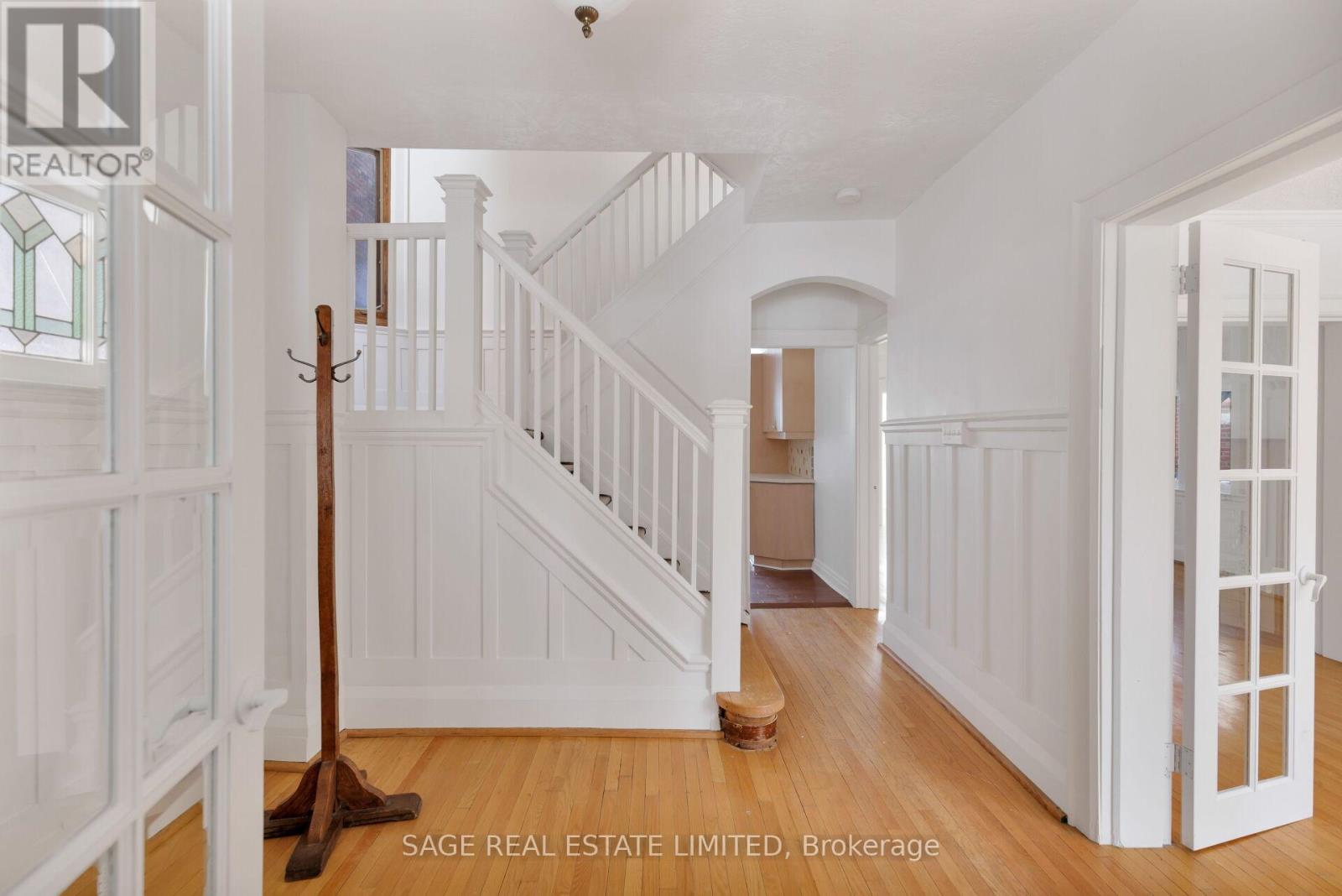 25 Wells Hill Avenue, Toronto (Casa Loma), Ontario  M5R 3A5 - Photo 4 - C12757520