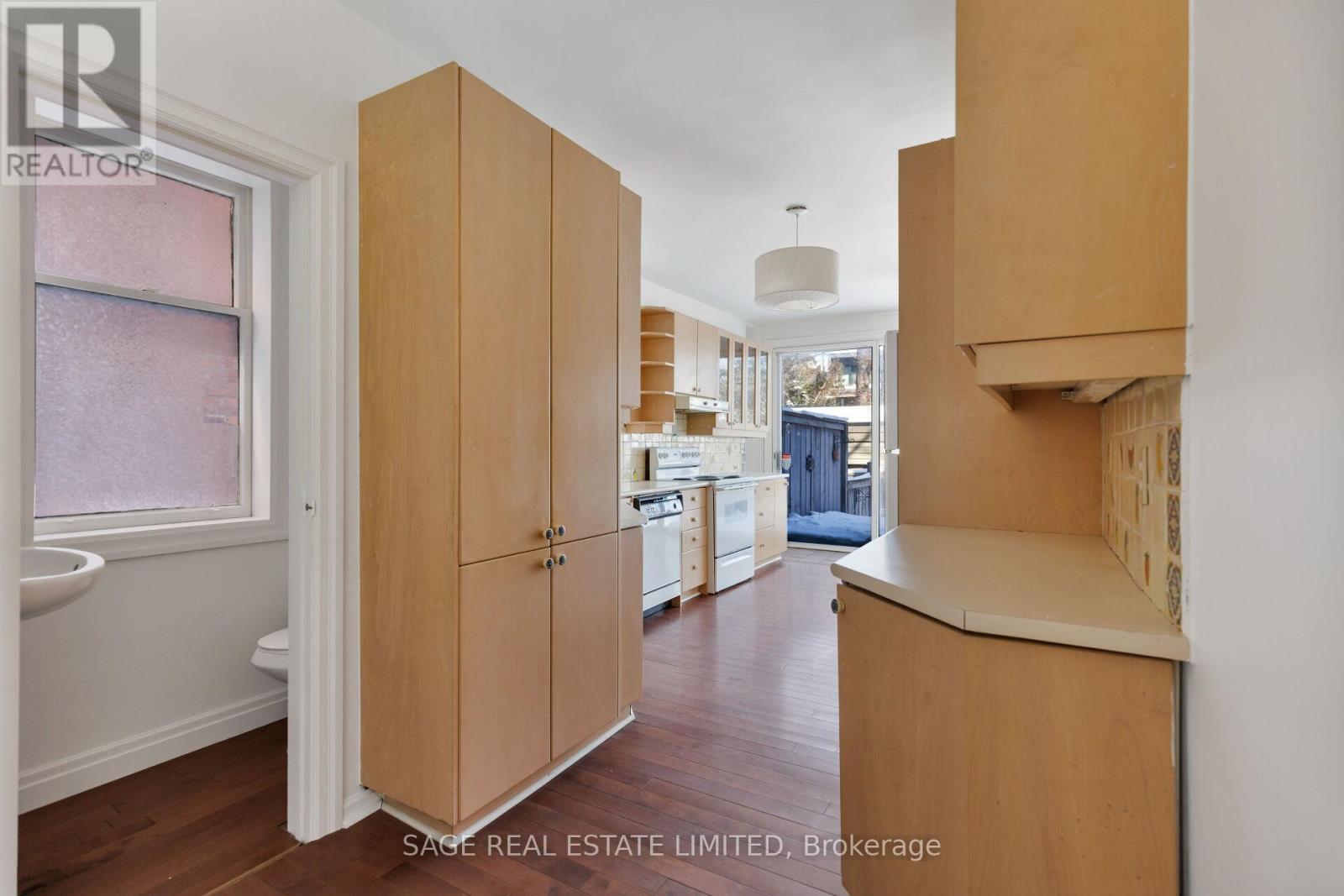 25 Wells Hill Avenue, Toronto (Casa Loma), Ontario  M5R 3A5 - Photo 13 - C12757520