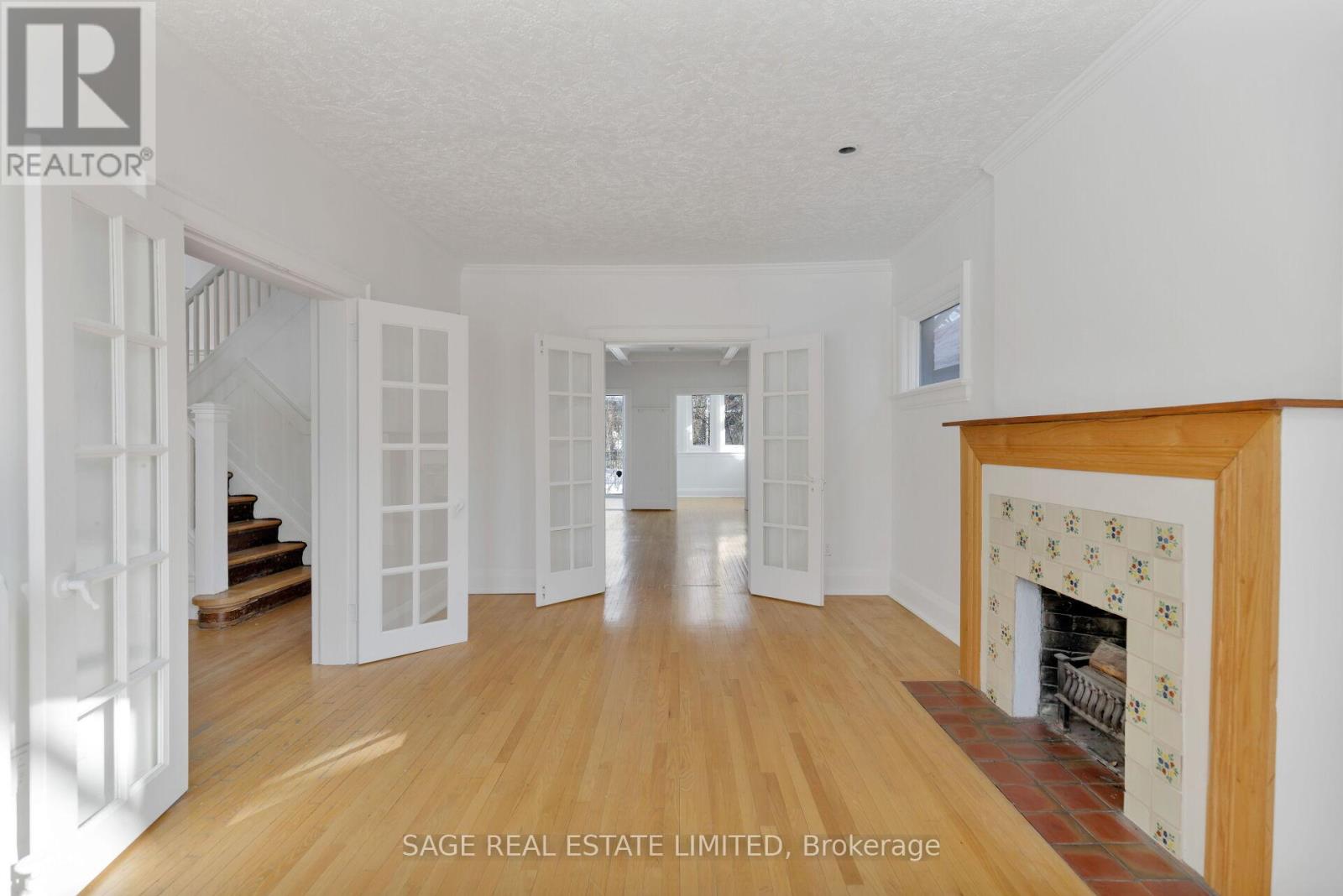 25 Wells Hill Avenue, Toronto (Casa Loma), Ontario  M5R 3A5 - Photo 10 - C12757520