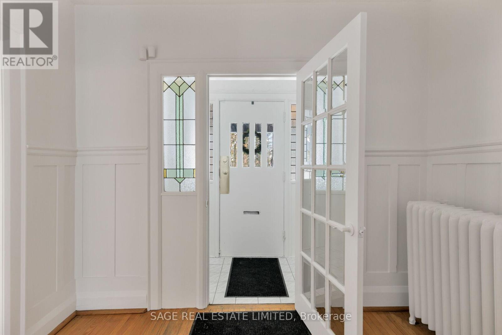 25 Wells Hill Avenue, Toronto (Casa Loma), Ontario  M5R 3A5 - Photo 3 - C12757520