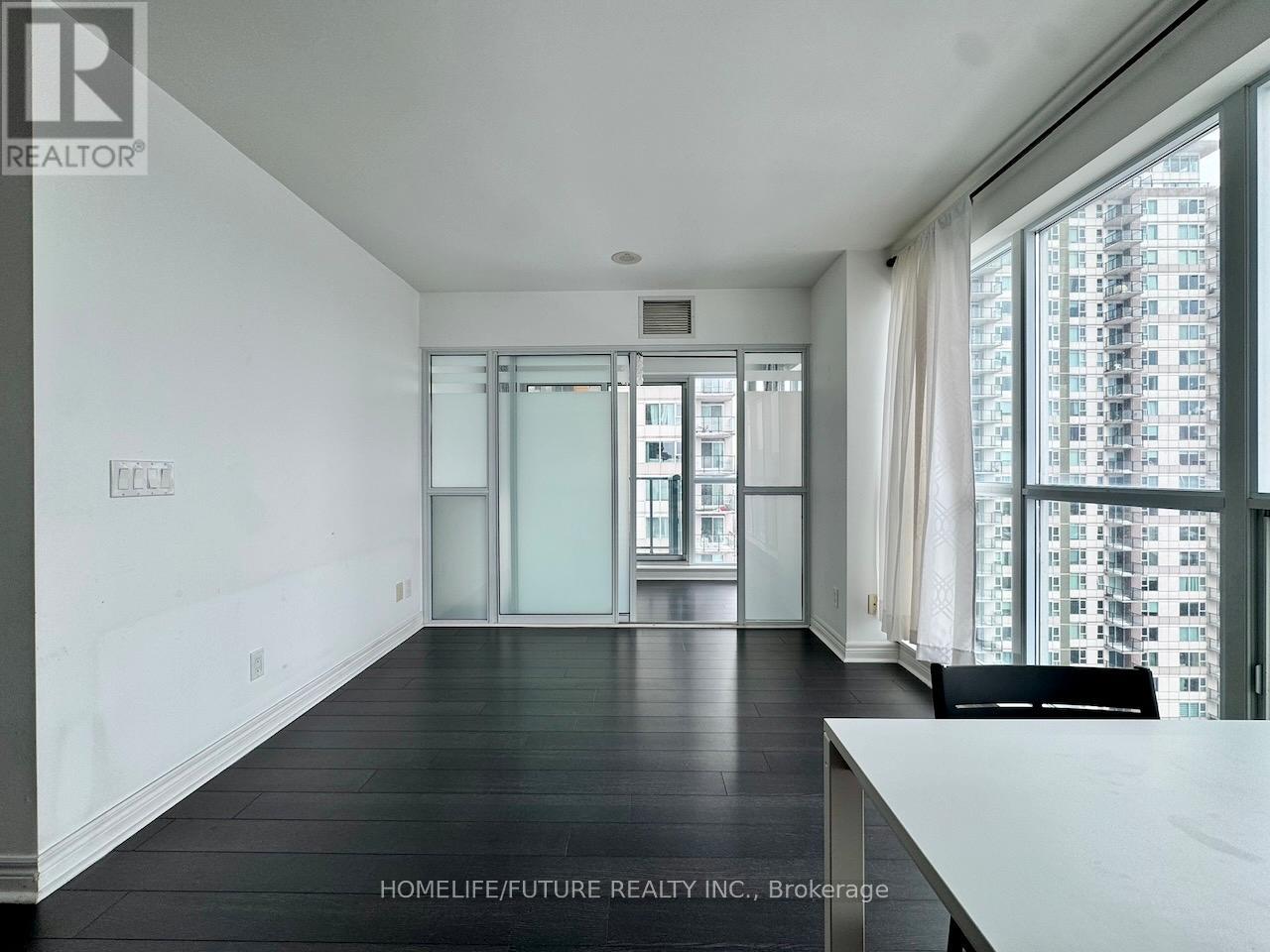 1810 - 50 Town Centre Court, Toronto, Ontario  M1P 0A9 - Photo 3 - E12633902