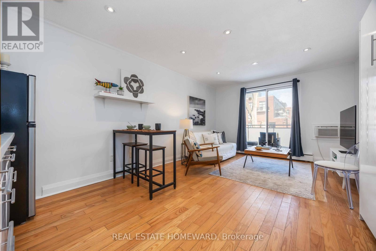 207 - 123 Woodbine Avenue, Toronto, Ontario  M4L 3V8 - Photo 11 - E12756580