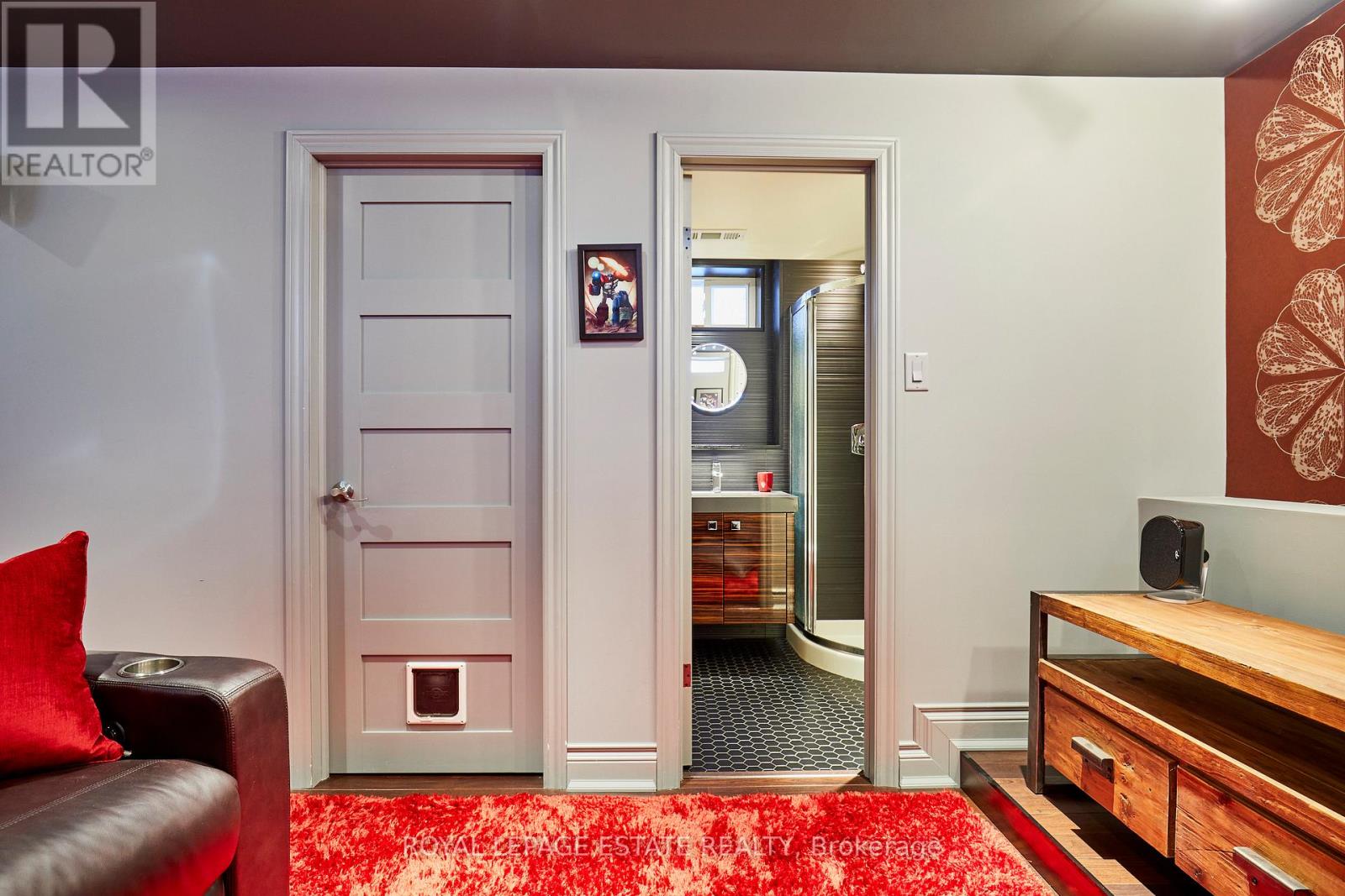 108 Barker Avenue, Toronto, Ontario  M4C 2N9 - Photo 24 - E12756608