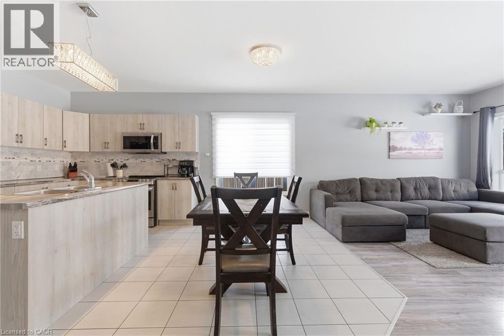 914 Burwell Street, Fort Erie, Ontario  L2A 0E3 - Photo 6 - 40802854