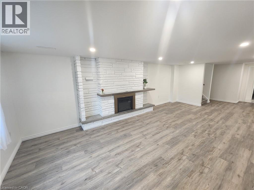 15 Valery Court Unit# Lower, Hamilton, Ontario  L9C 2W2 - Photo 5 - 40802780